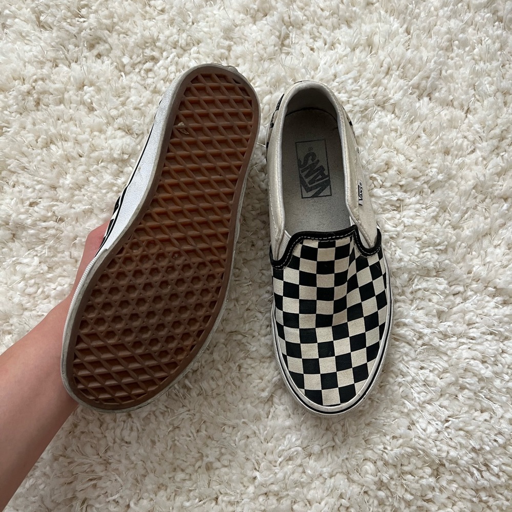 Checkers vans - Picture 2 of 2